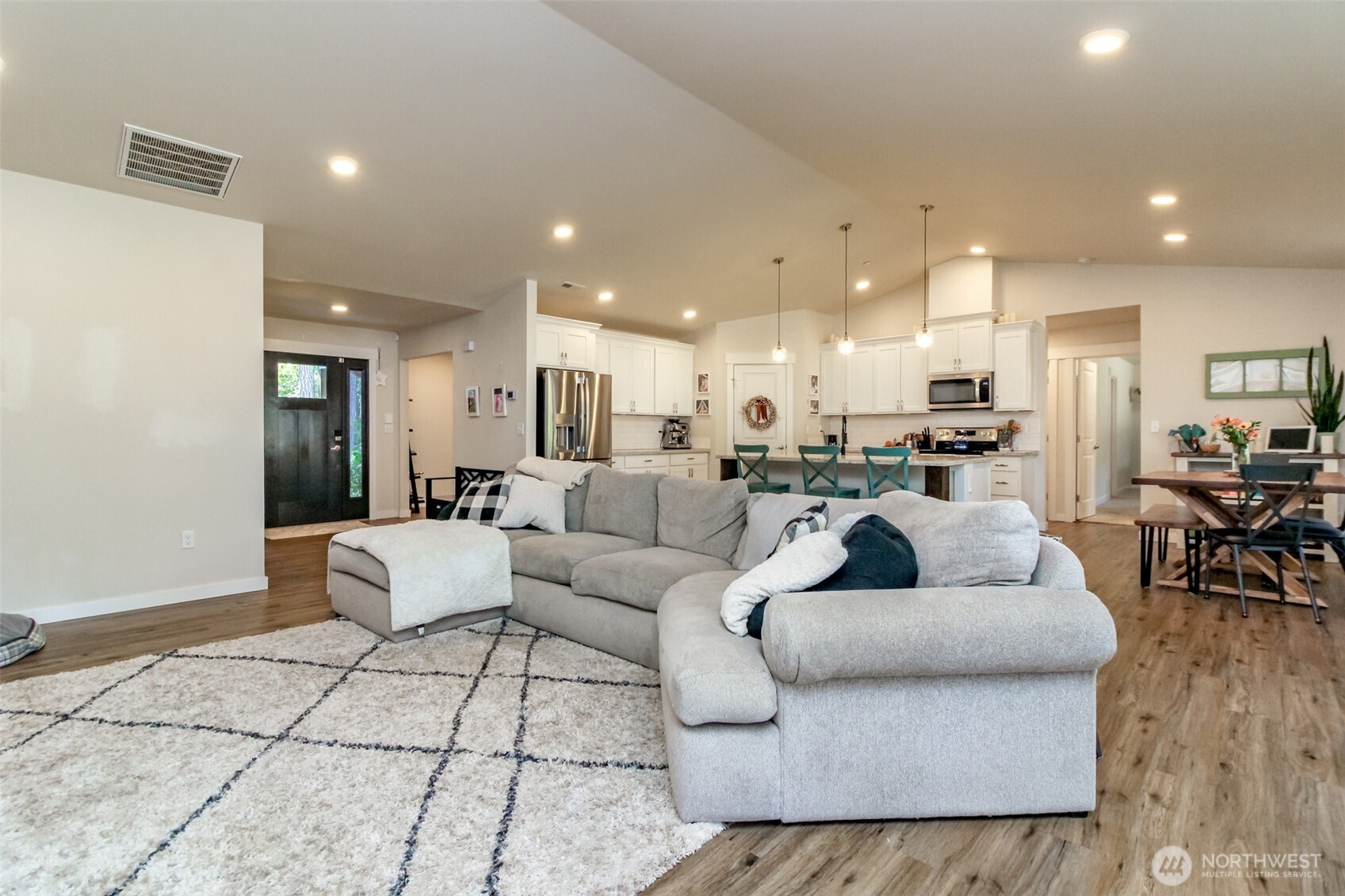 19211 Patterson Road East Orting, WA 98360 - Photo 16 of 40