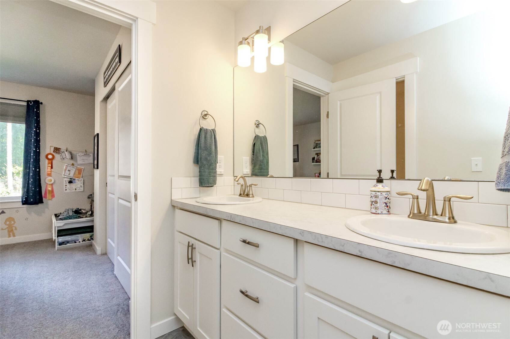 19211 Patterson Road East Orting, WA 98360 - Photo 21 of 40