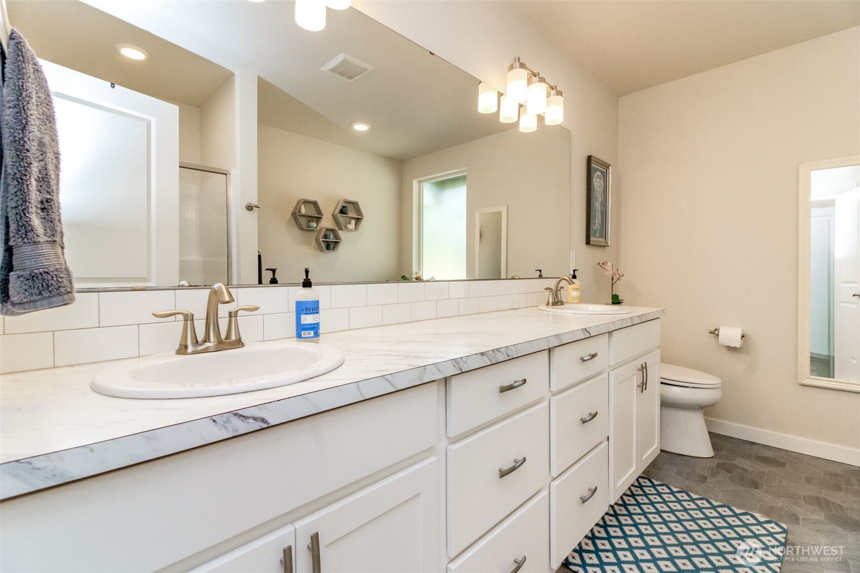 19211 Patterson Road East Orting, WA 98360 - Photo 23 of 40