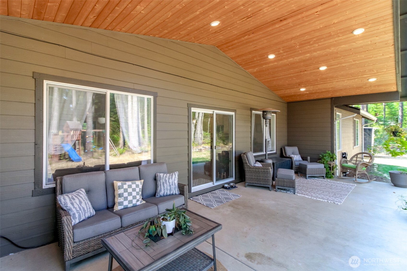 19211 Patterson Road East Orting, WA 98360 - Photo 31 of 40