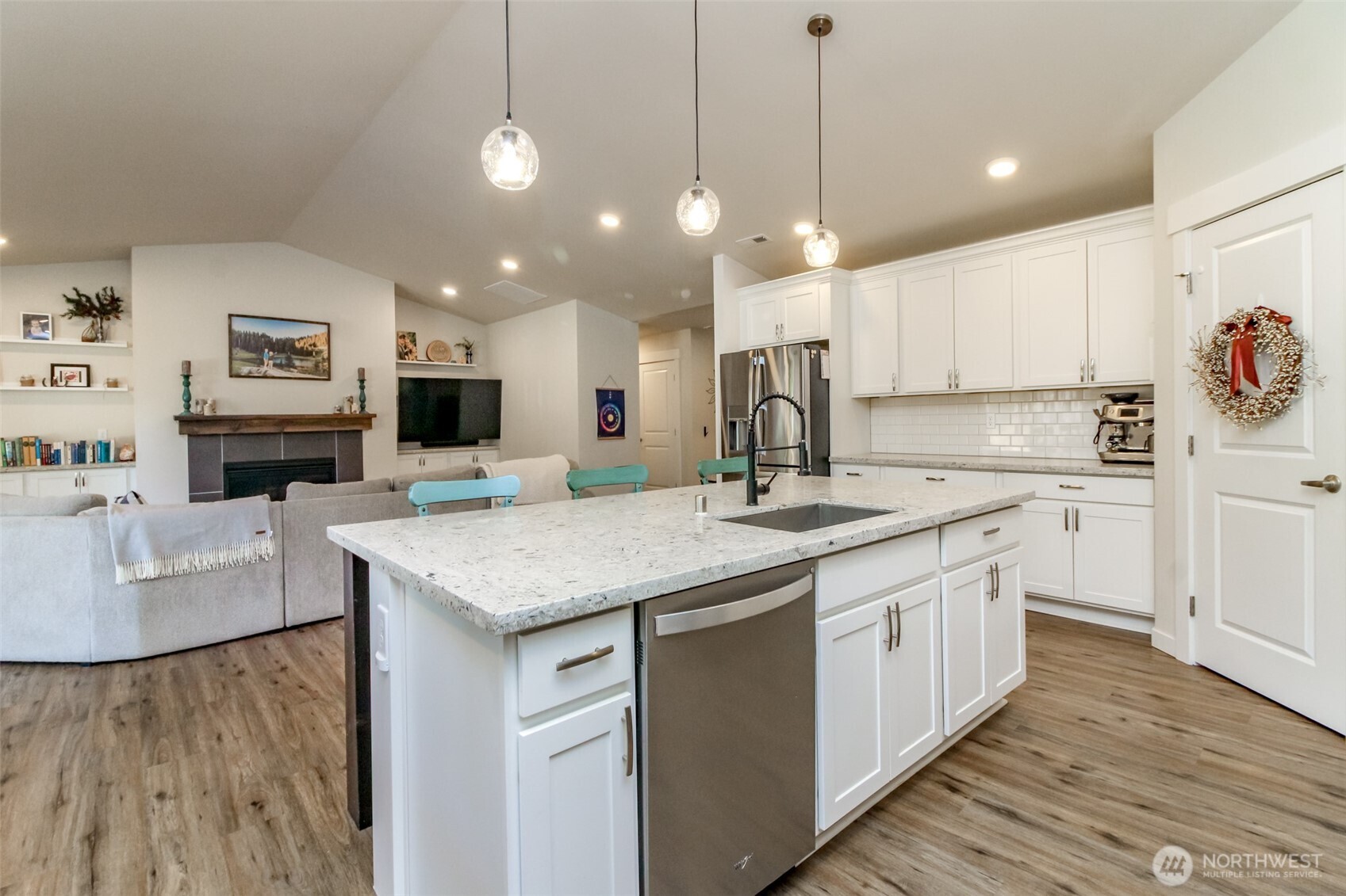 19211 Patterson Road East Orting, WA 98360 - Photo 10 of 40