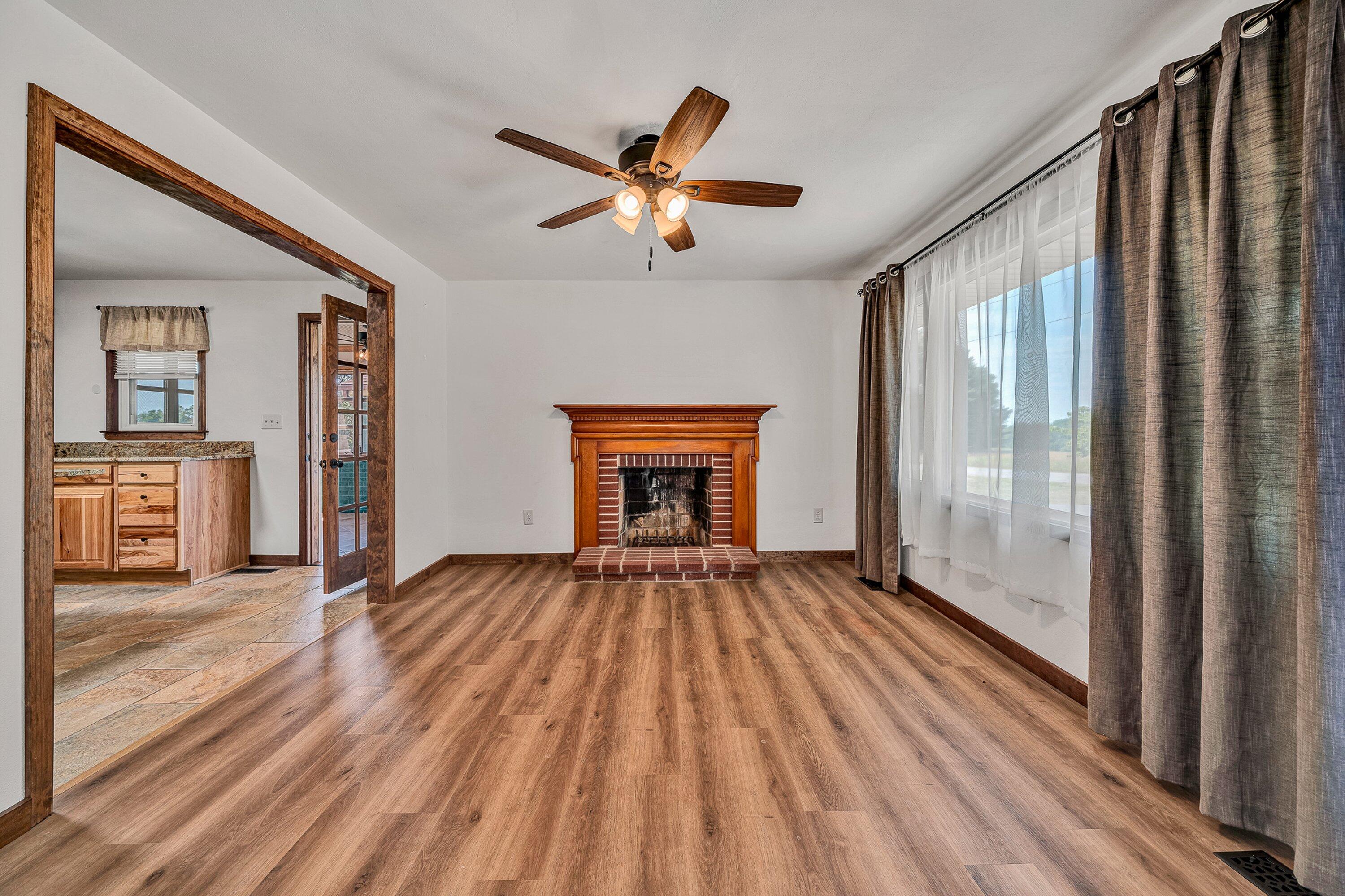 1084 Altice Road Moneta, VA 24121 - Photo 6 of 45 pic 6