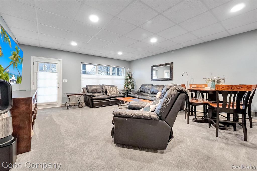 698 West Bluff Court Rochester Hills, MI 48307 - Photo 34 of 52