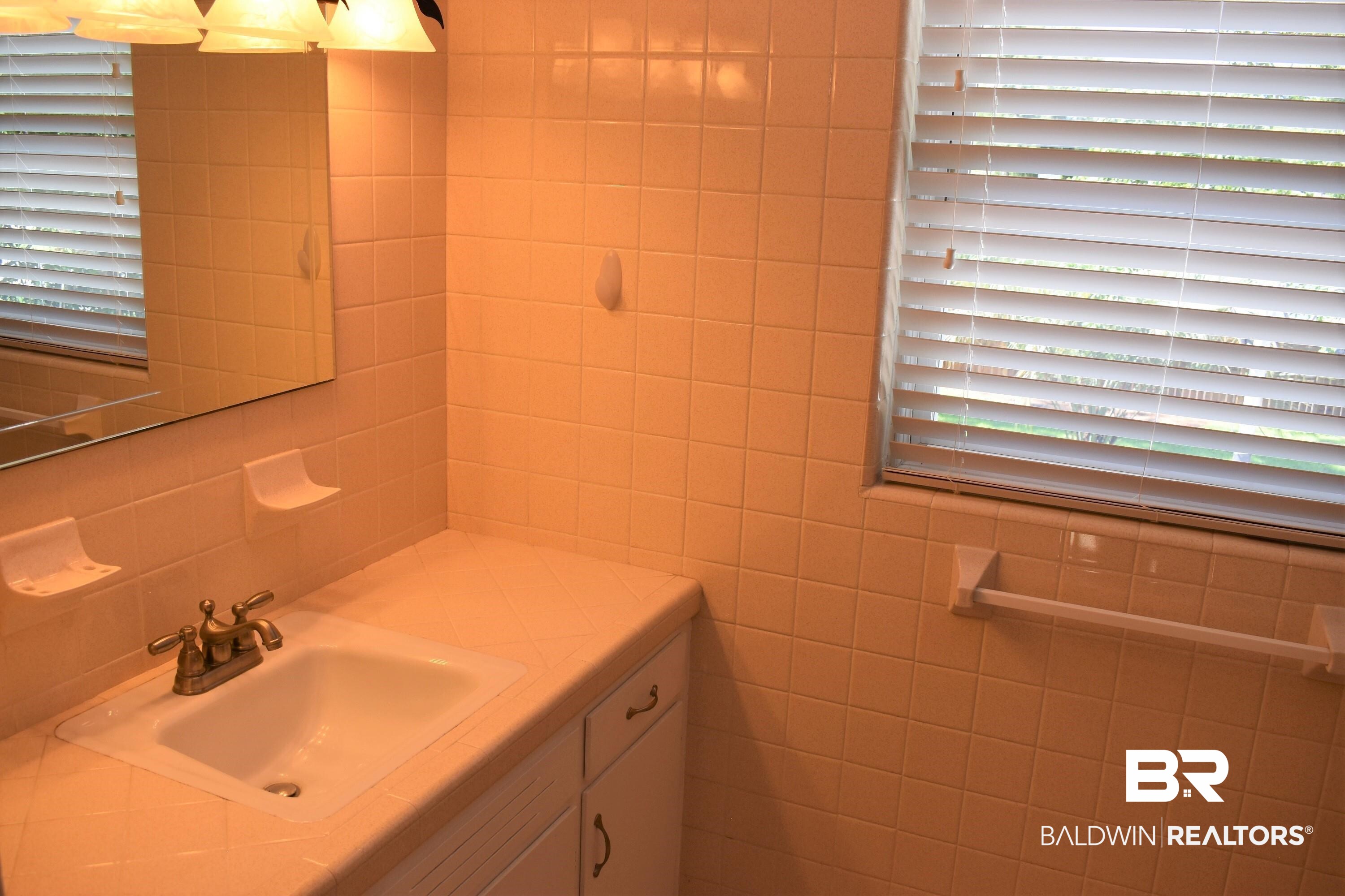 321 West Orange Avenue Foley, AL 36535 - Photo 32 of 50
