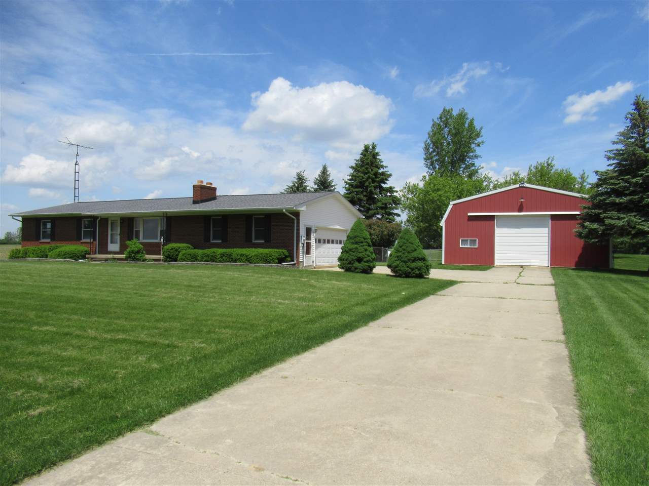 6741 Reside Road Imlay City, MI 48444 - Photo 2 of 62 50076301-1.JPG
