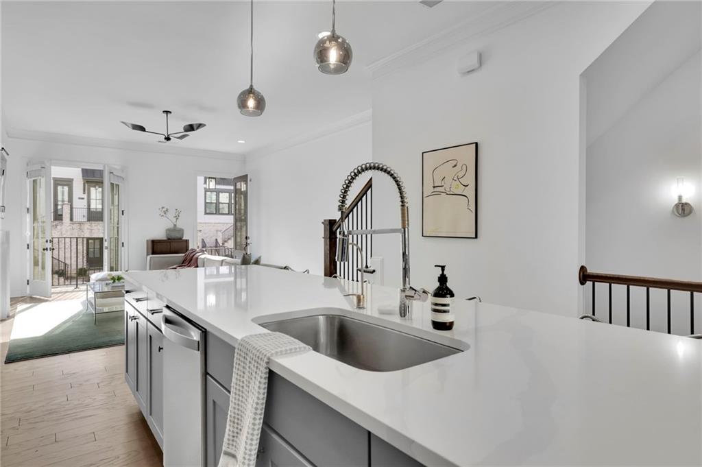 2376 Provence Park Way Decatur, GA 30033 - Photo 12 of 41 Gallery Image 12