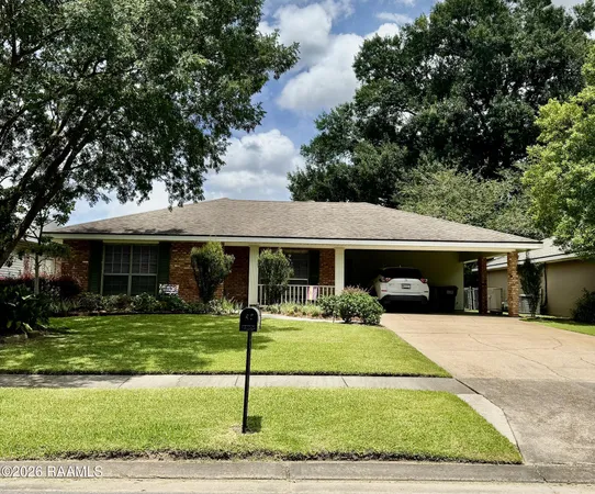 $249,500 | 415 Elmwood Drive, Lafayette, LA 70503