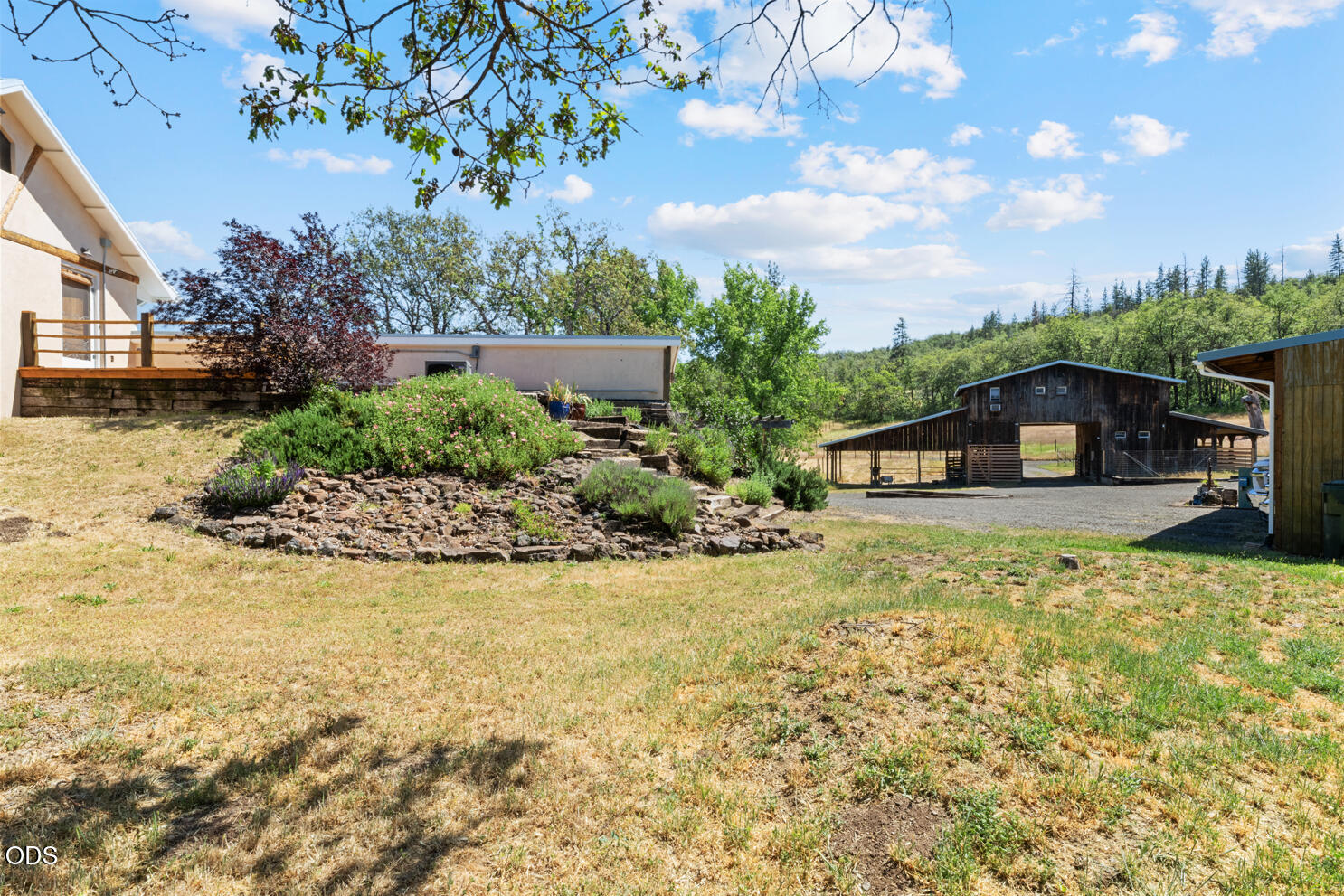 1800 South Obenchain Road Eagle Point, OR 97524 - Photo 8 of 64