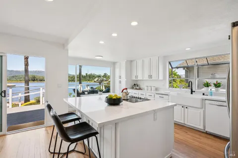 $1,799,000 | 35 Caribe Isle, Novato, CA 94949