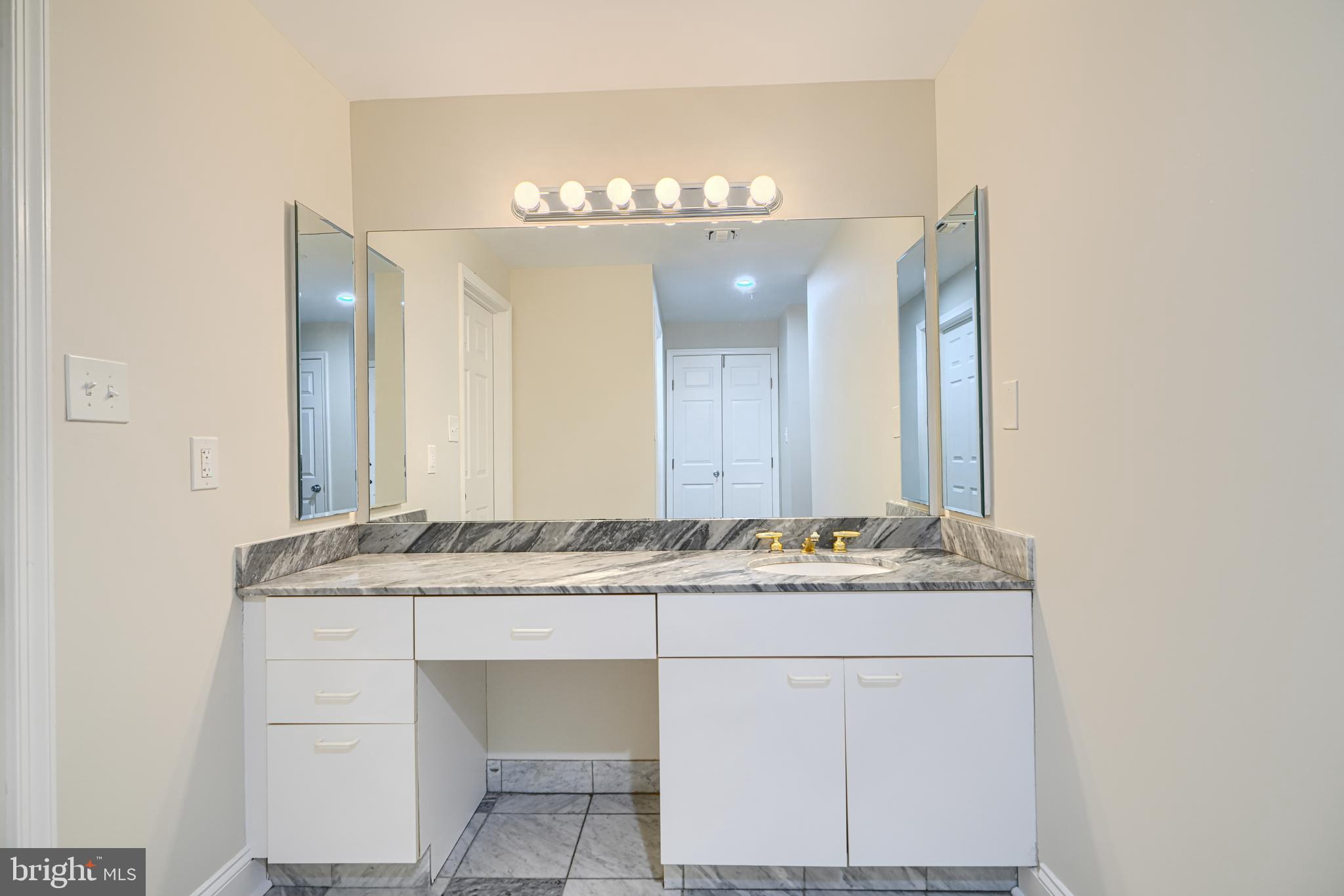 3801 Canterbury Road, Unit 404 Baltimore, MD 21218 - Photo 33 of 45 Gallery Image 33