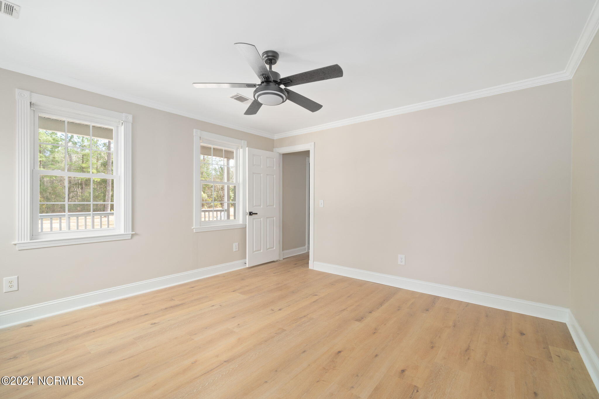 281 Becton Road Havelock, NC 28532 - Photo 20 of 57 First floor primary bedroom suite