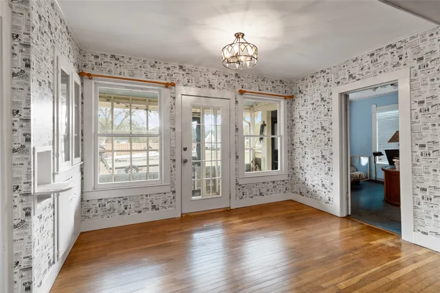 $204,900 | 202 Robinson Street, Edna, TX 77957