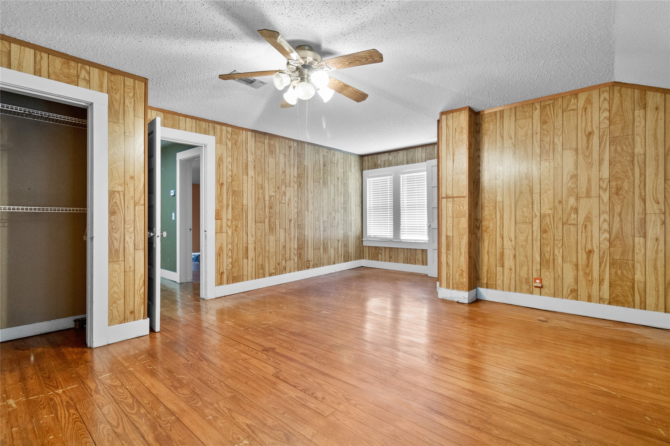 202 Robinson Street Edna, TX 77957 - Photo 10 of 14