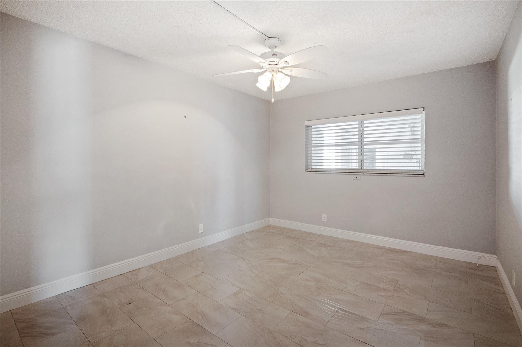 320 South Surf Road, Unit 501 Hollywood, FL 33019 - Photo 8 of 15 Photo 8