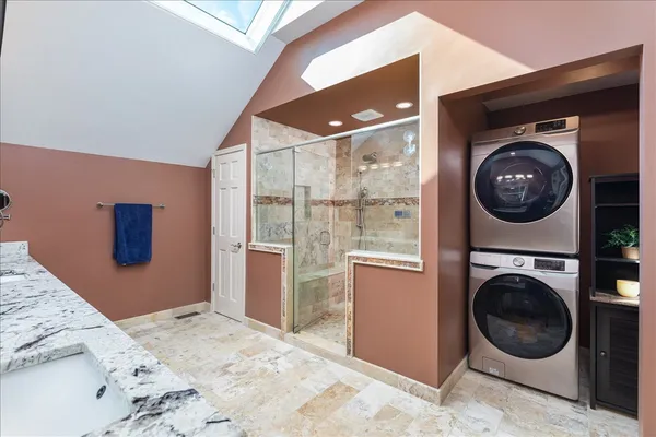 $1,015,000 | 1576 Pine Lake Drive, Naperville, IL 60564