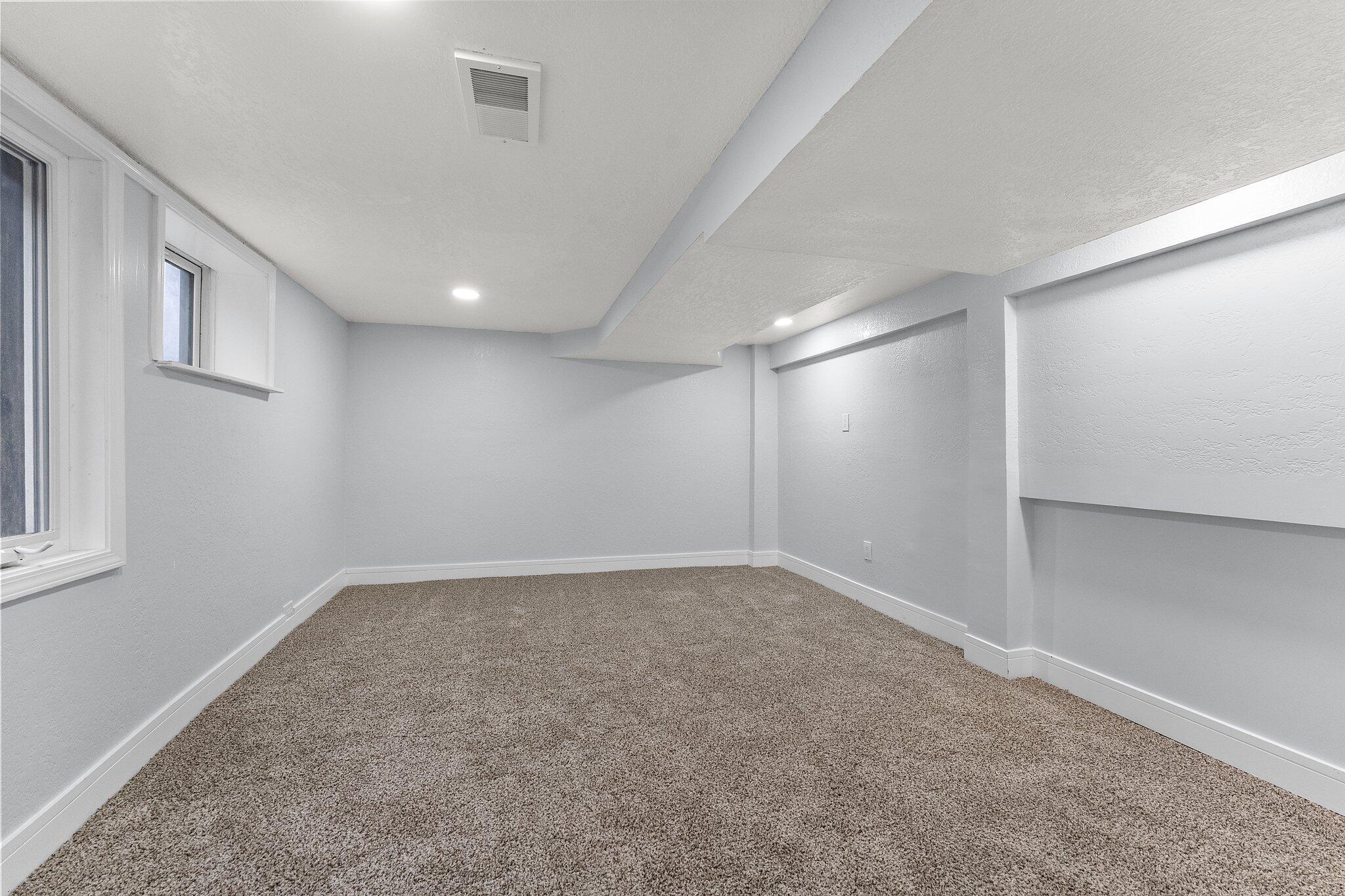 415 Fillmore Street Gary, IN 46402 - Photo 15 of 23 2048x1365