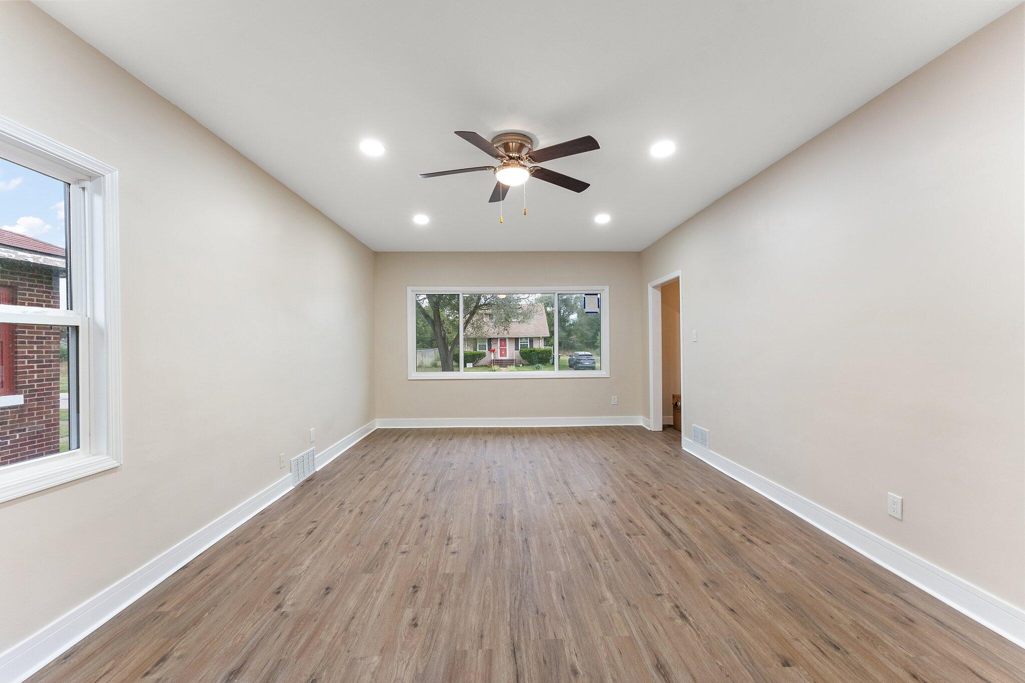 415 Fillmore Street Gary, IN 46402 - Photo 5 of 23 2048x1365