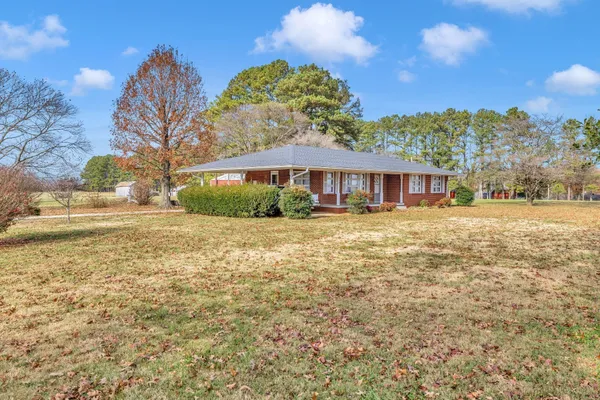 $1,175,000 | 2345 Nashville Highway, Columbia, TN 38401