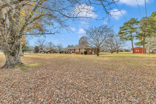 $1,175,000 | 2345 Nashville Highway, Columbia, TN 38401