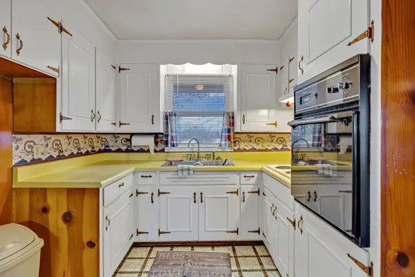 $1,175,000 | 2345 Nashville Highway, Columbia, TN 38401