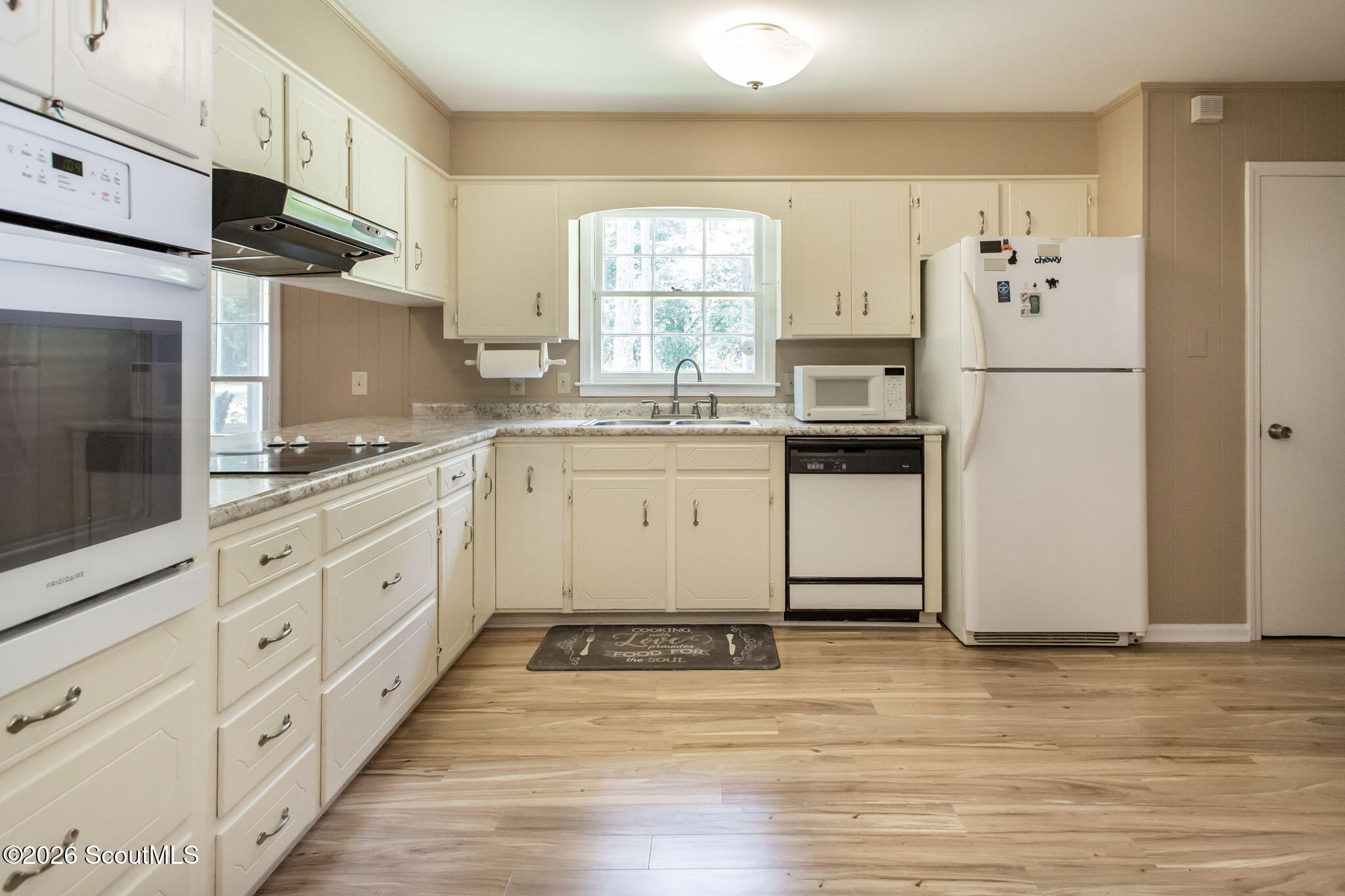 1075 Wildwood Road Waycross, GA 31503 - Photo 31 of 49 3F8A8905