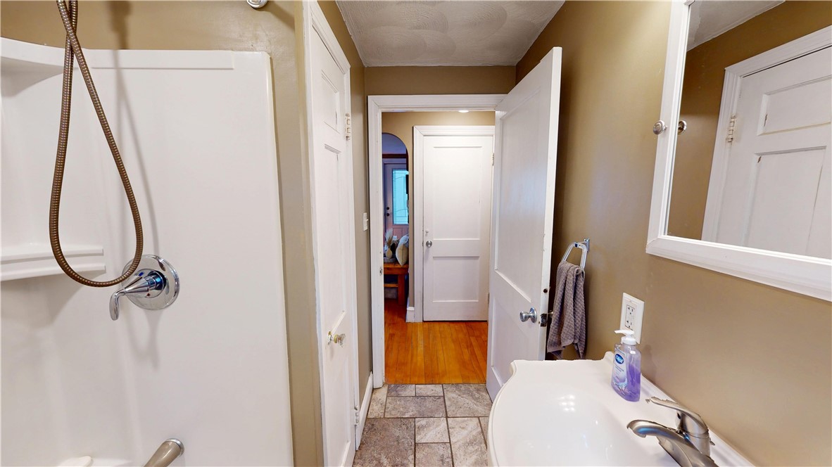 24 Annette Avenue Pawtucket, RI 02861 - Photo 35 of 47