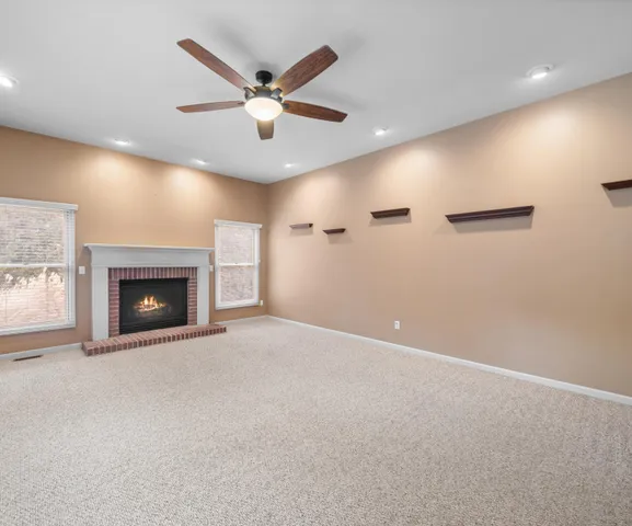 $689,000 | 350 Huntington Drive, Saline, MI 48176