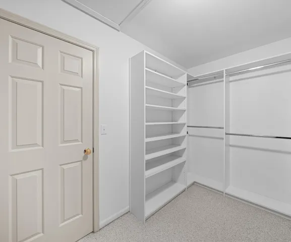 $689,000 | 350 Huntington Drive, Saline, MI 48176