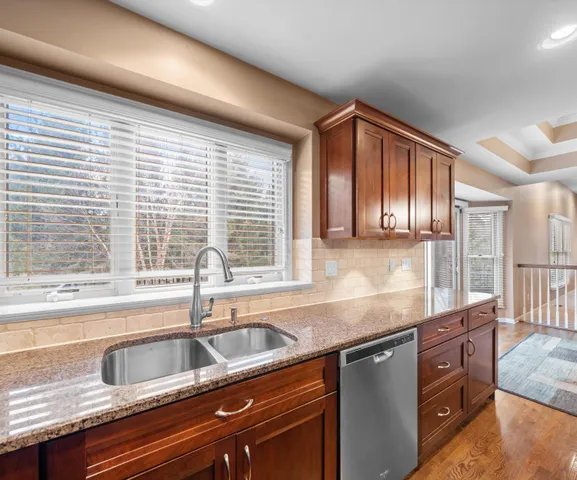 $689,000 | 350 Huntington Drive, Saline, MI 48176