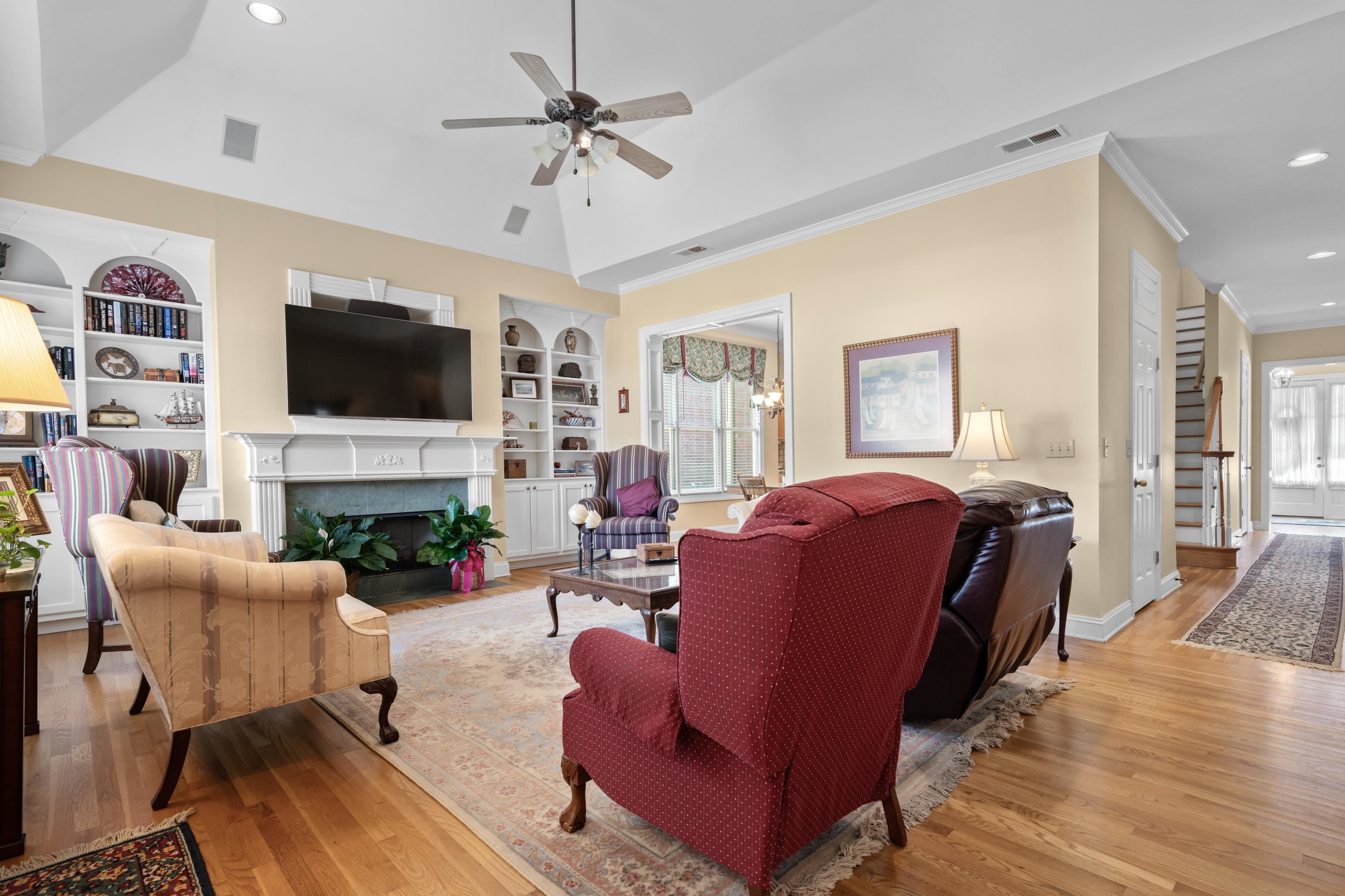 192 North White Station Road Memphis, TN 38117 - Photo 31 of 40 a living room with fireplace furniture and a flat screen tv