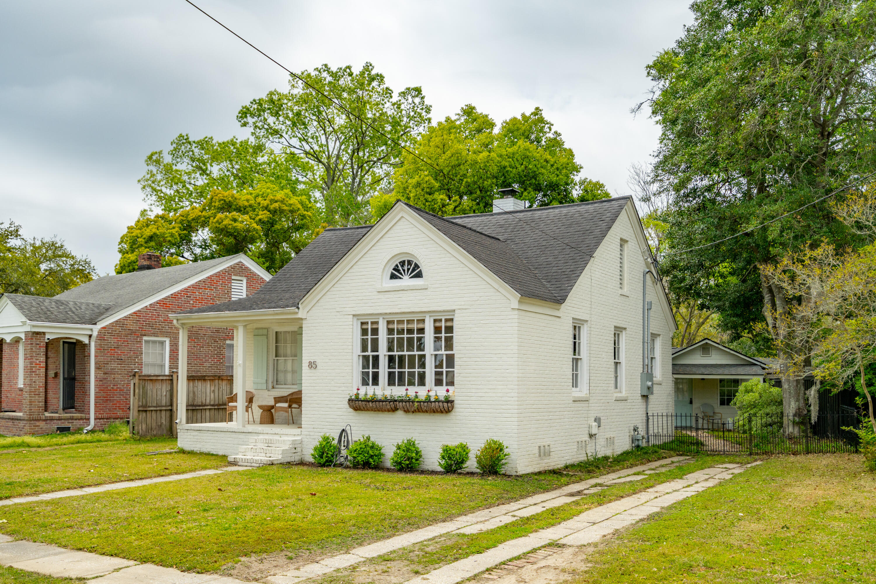 85 Colleton Drive Charleston, SC 29407 - Photo 1 of 1 85ColletonDr-KeenEyeMarketing-003