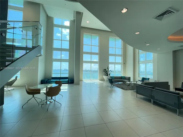 $610,000 | 1900 North Bayshore Drive, Unit 3311, Miami, FL 33132