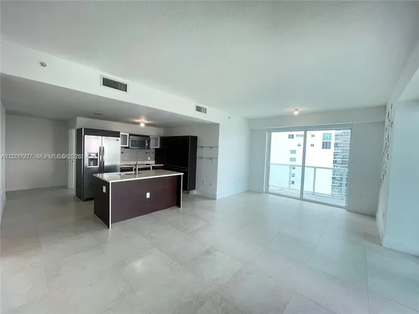 $610,000 | 1900 North Bayshore Drive, Unit 3311, Miami, FL 33132