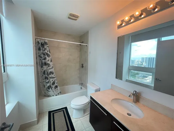 $610,000 | 1900 North Bayshore Drive, Unit 3311, Miami, FL 33132