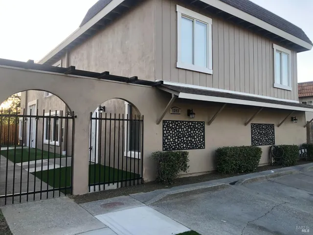 $2,999 | 1393 Callen Street, Unit D, Vacaville, CA 95688