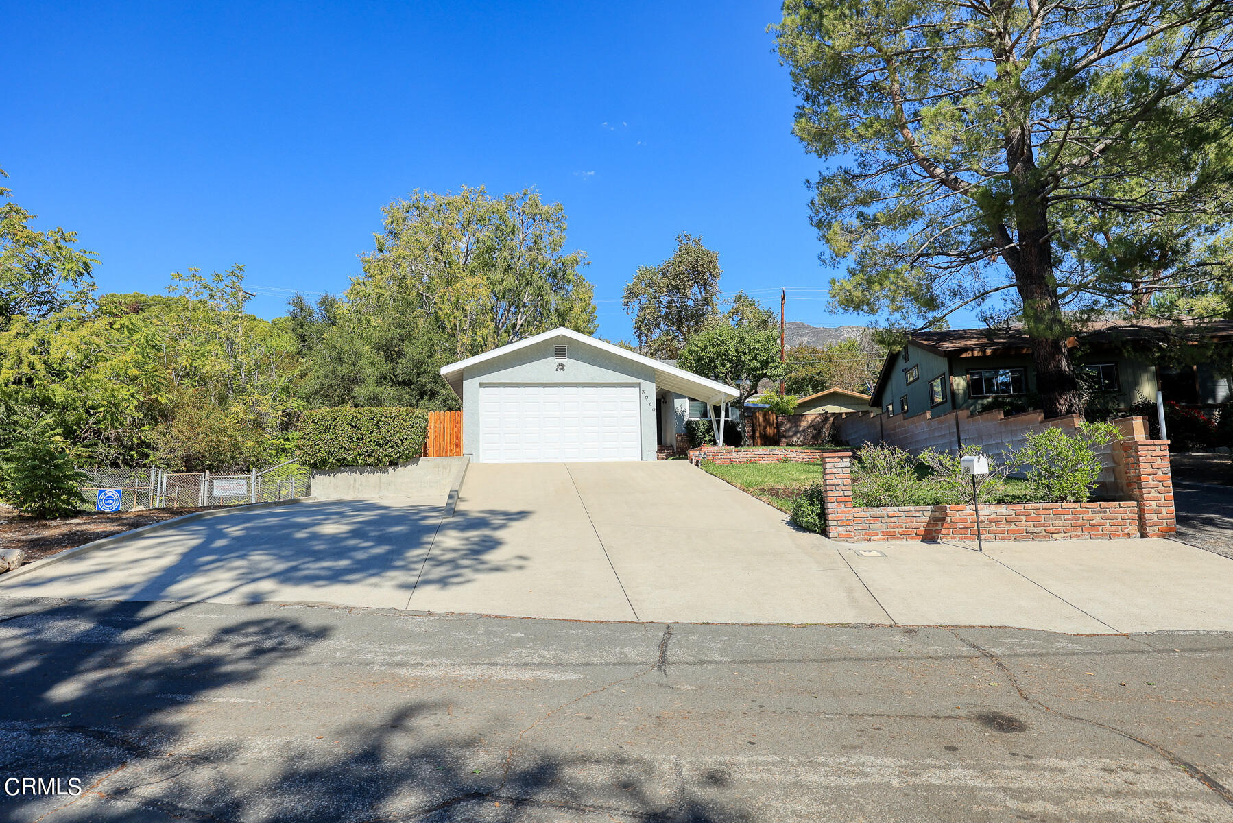 3949 Franklin Street Glendale, CA 91214 - Photo 5 of 42 a view of a house with a outdoor space