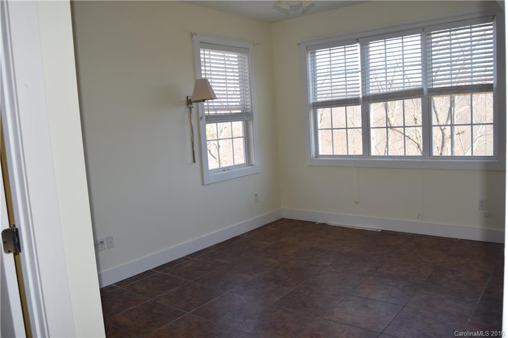 186 Butler Ridge Hendersonville, NC 28792 - Photo 18 of 19 Gallery Image 18