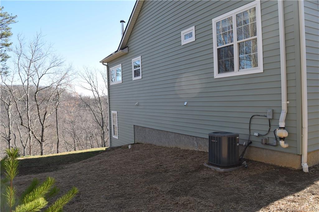 186 Butler Ridge Hendersonville, NC 28792 - Photo 4 of 19 Gallery Image 4