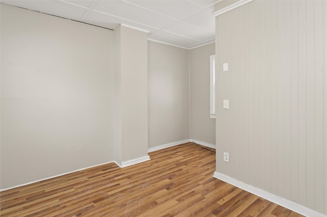 127 Conkey Avenue Rochester, NY 14621 - Photo 23 of 34