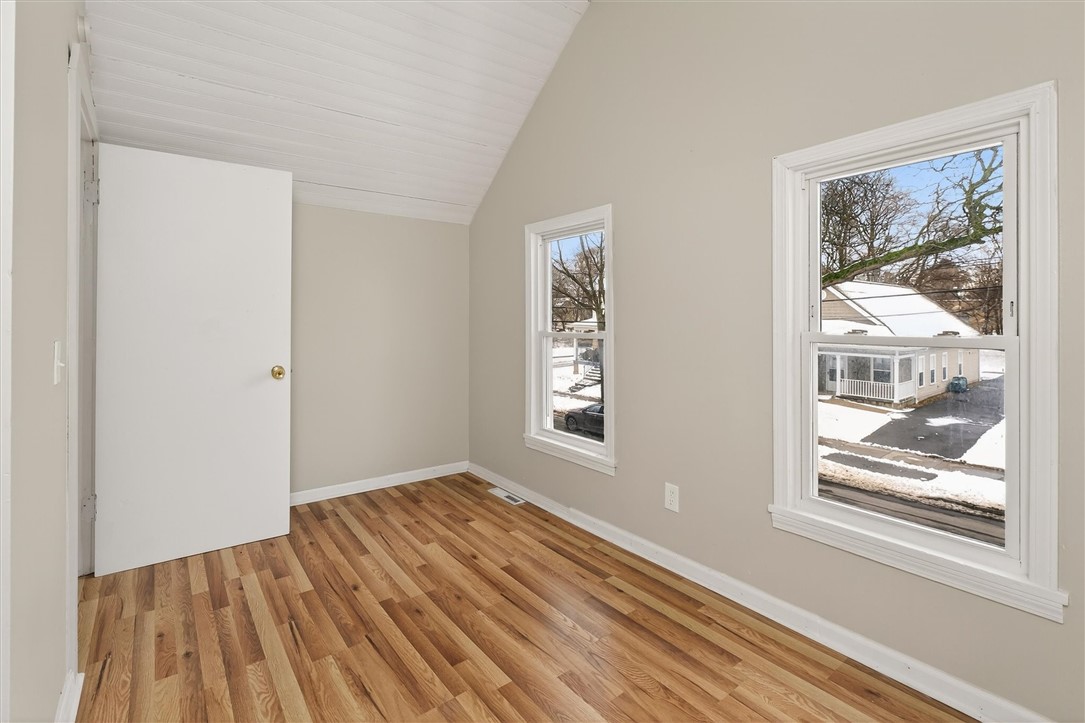 127 Conkey Avenue Rochester, NY 14621 - Photo 28 of 34