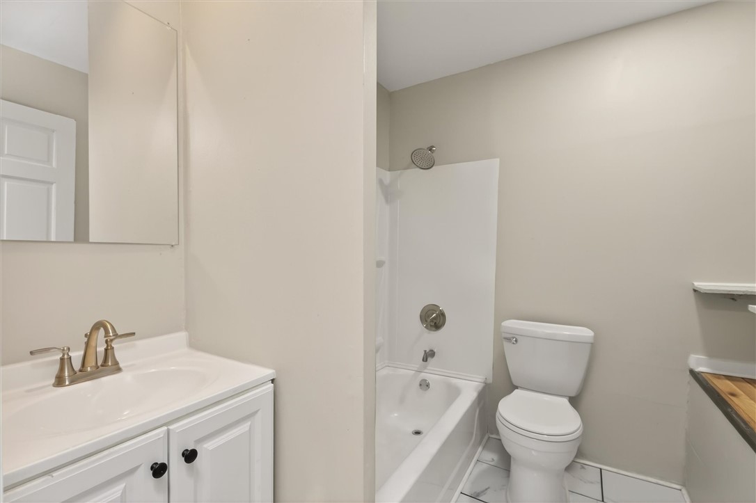 127 Conkey Avenue Rochester, NY 14621 - Photo 32 of 34