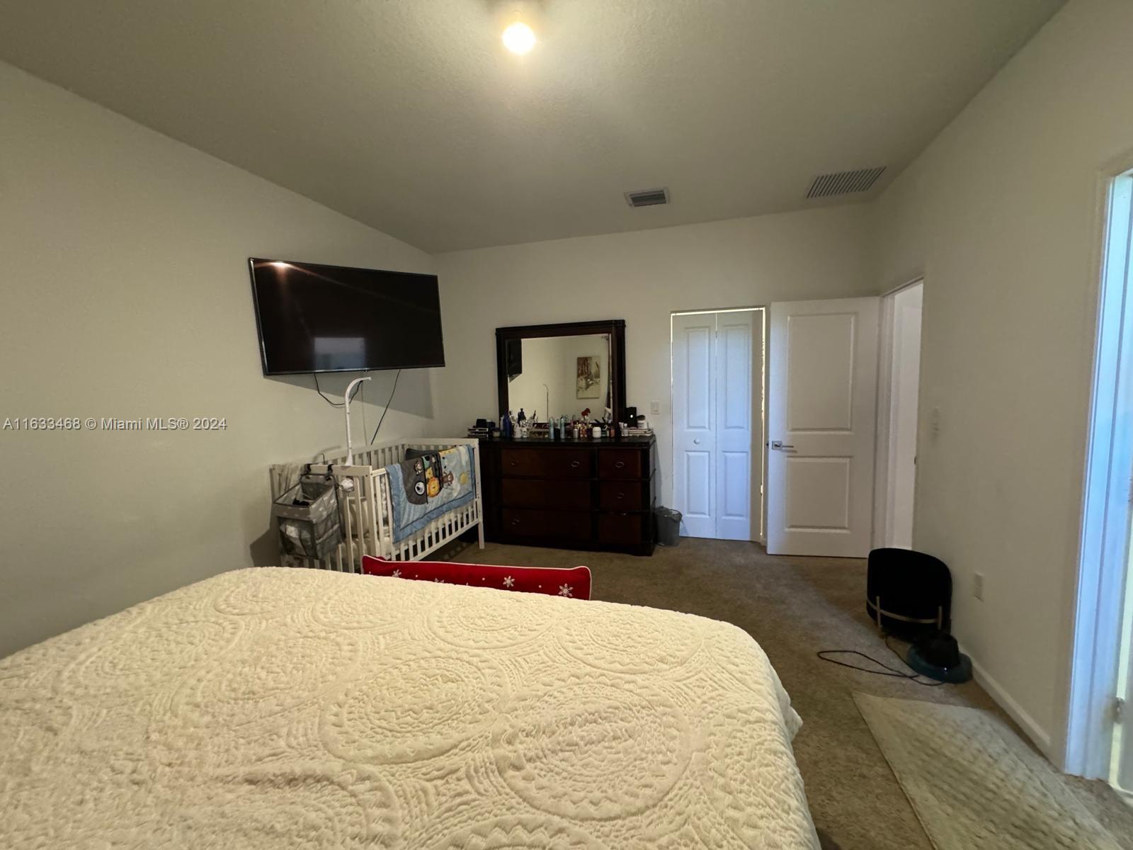 26948 Southwest 132 Ct Road Homestead, FL 33032 - Photo 19 of 34 Gallery Image 19
