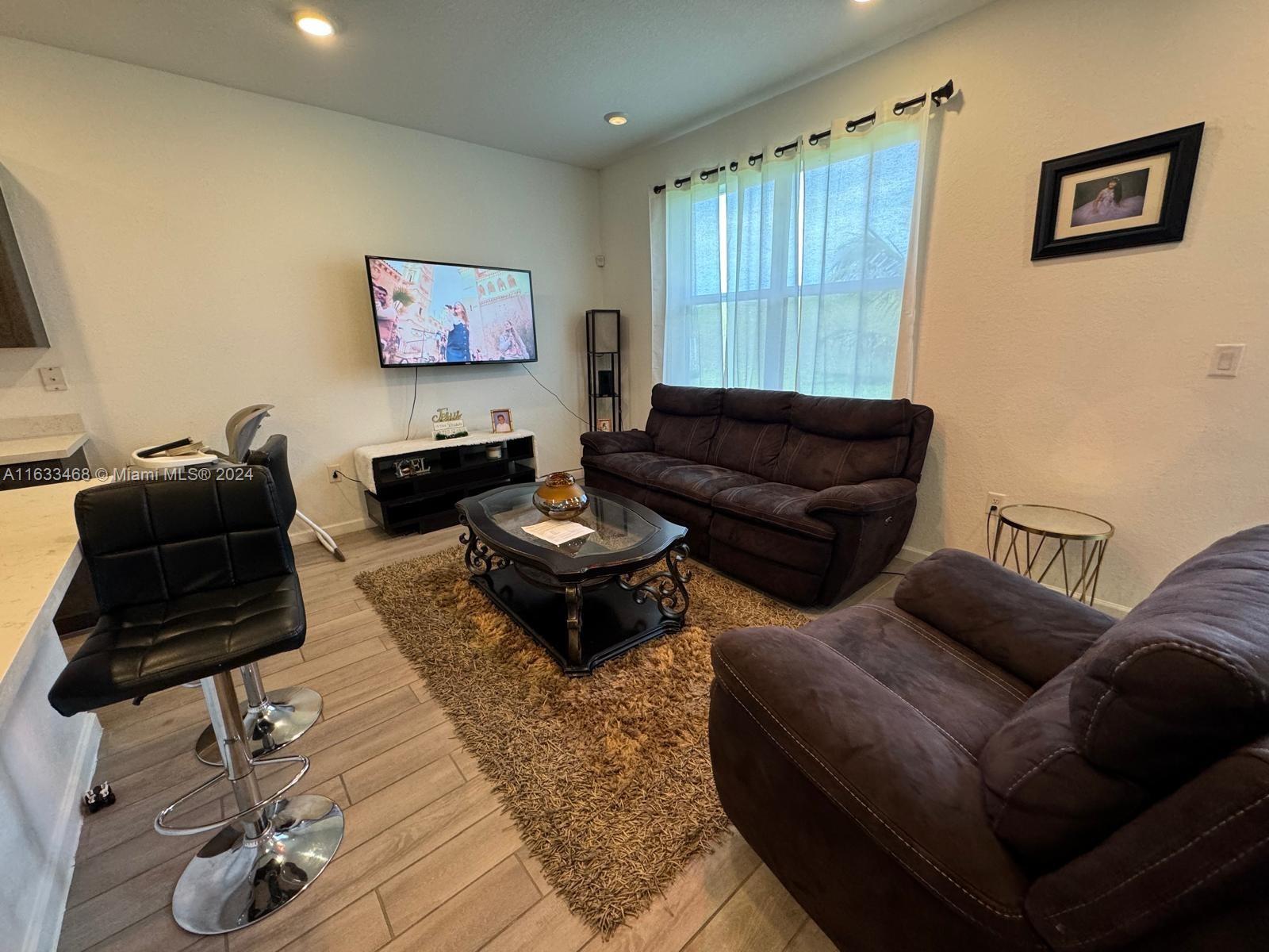 26948 Southwest 132 Ct Road Homestead, FL 33032 - Photo 8 of 34 Gallery Image 8