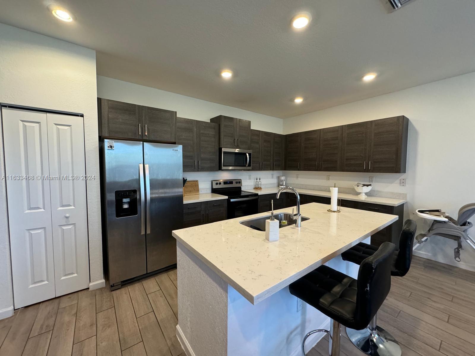 26948 Southwest 132 Ct Road Homestead, FL 33032 - Photo 9 of 34 Gallery Image 9