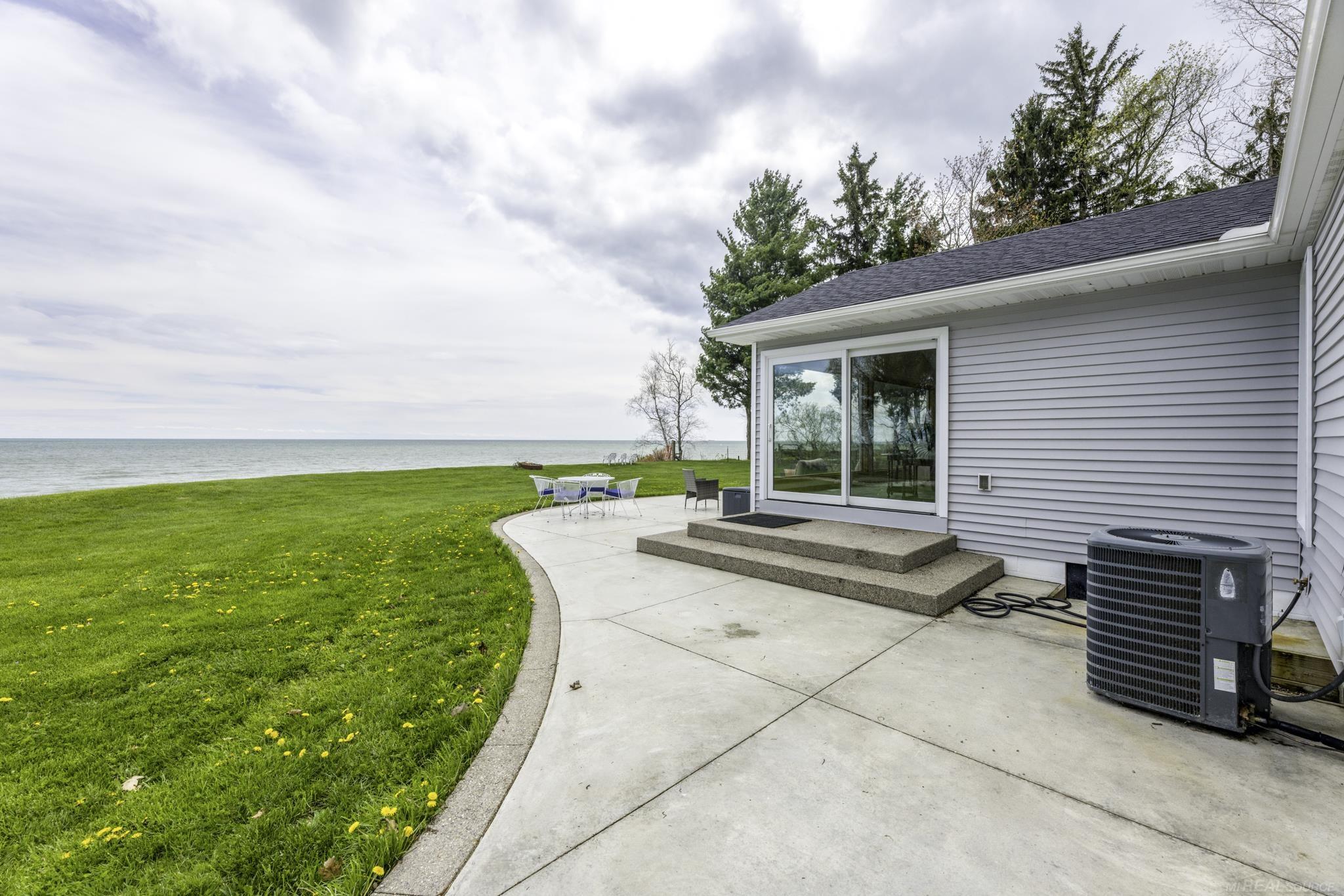 6655 Lakeshore Road Lexington, MI 48450 - Photo 62 of 99