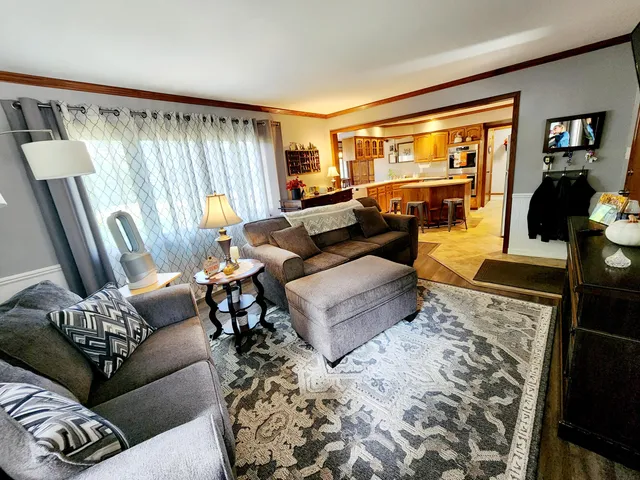 $379,900 | W145S7644 Durham Drive, Muskego, WI 53150