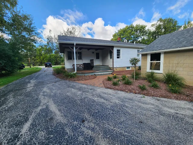 $379,900 | W145S7644 Durham Drive, Muskego, WI 53150