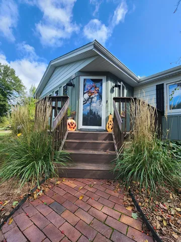 $379,900 | W145S7644 Durham Drive, Muskego, WI 53150