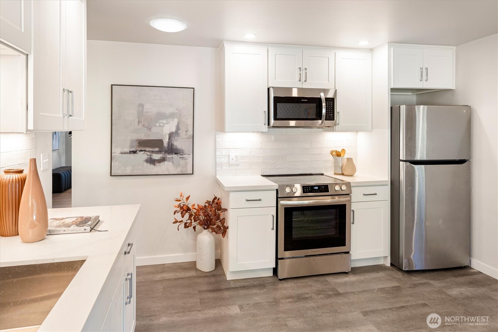 8611 Holly Lane Edmonds, WA 98026 - Photo 16 of 38