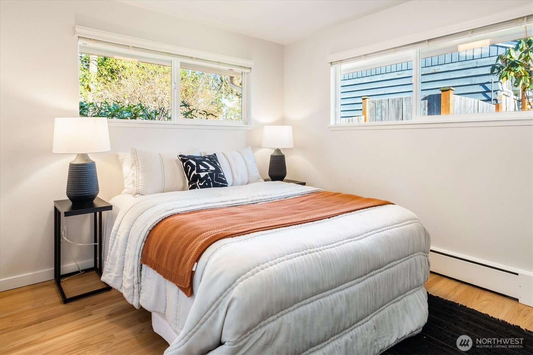 8611 Holly Lane Edmonds, WA 98026 - Photo 23 of 38